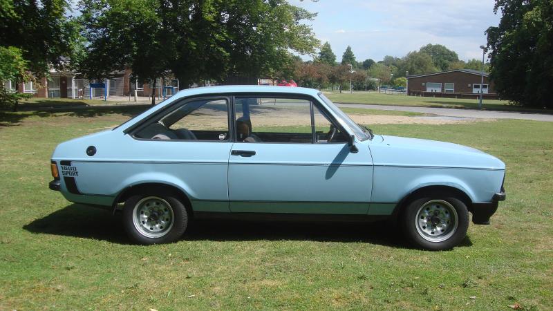 FORD ESCORT