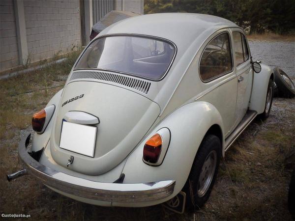 VOLKSWAGEN BEETLE