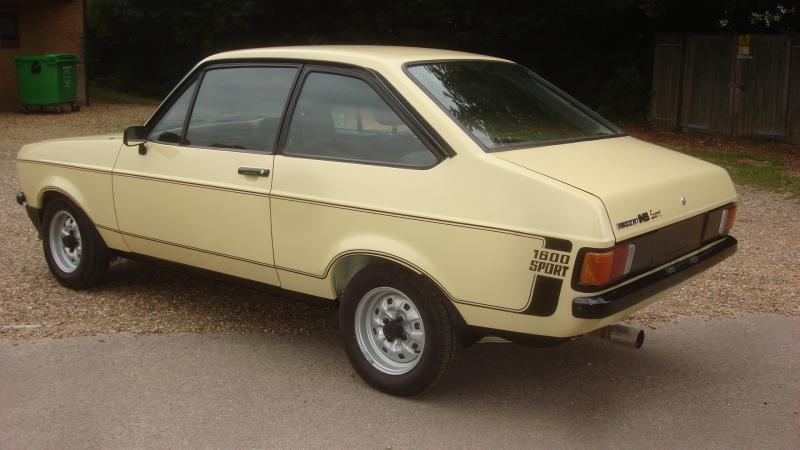 FORD ESCORT