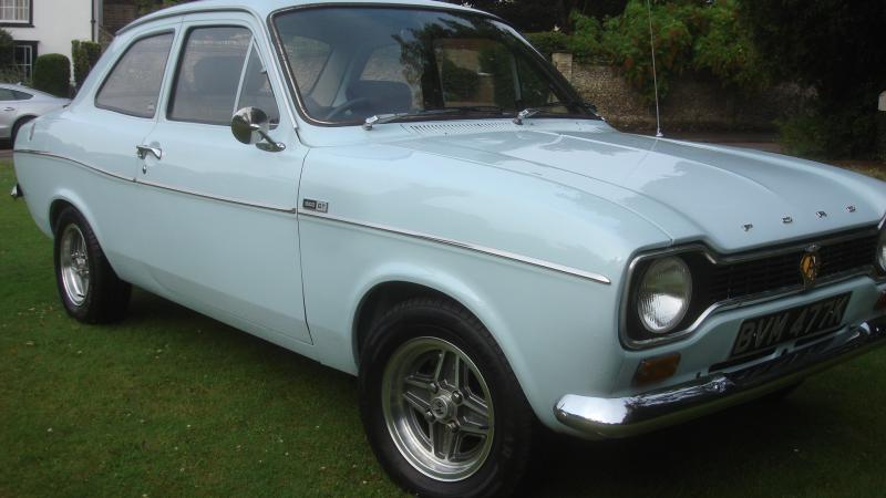 FORD ESCORT