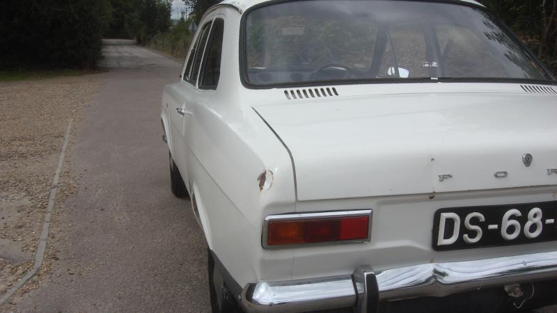 FORD ESCORT