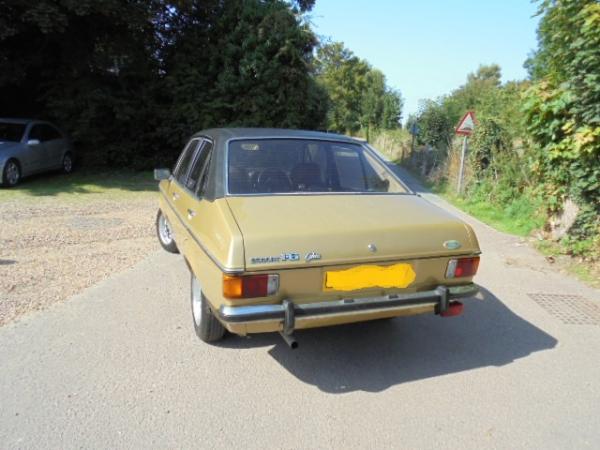 FORD ESCORT GHIA AUTO