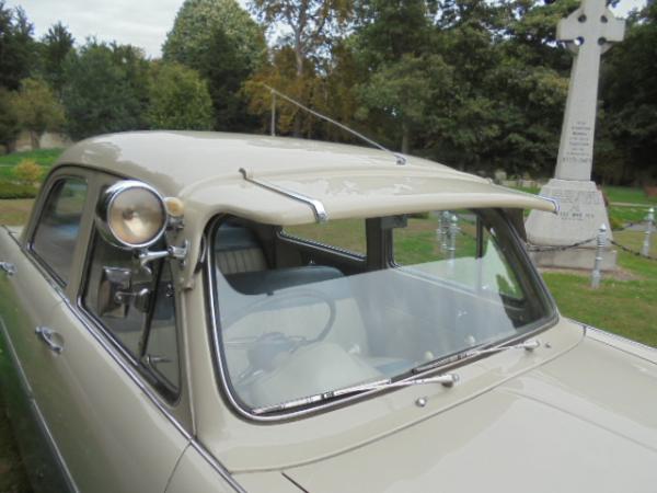 FORD ZODIAC