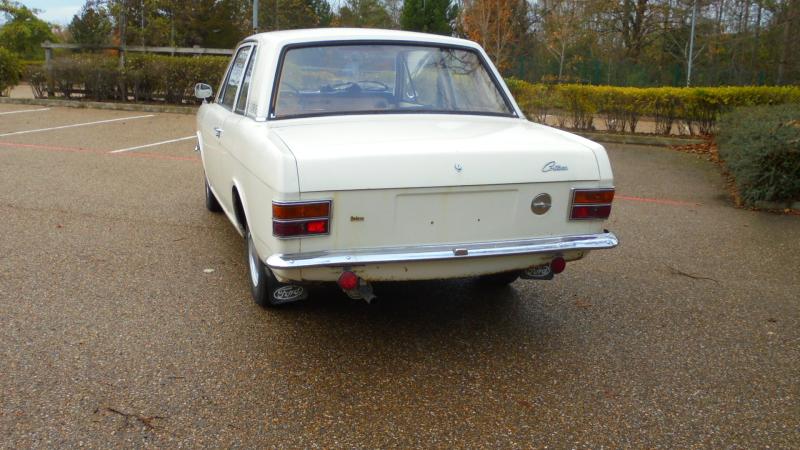 FORD CORTINA