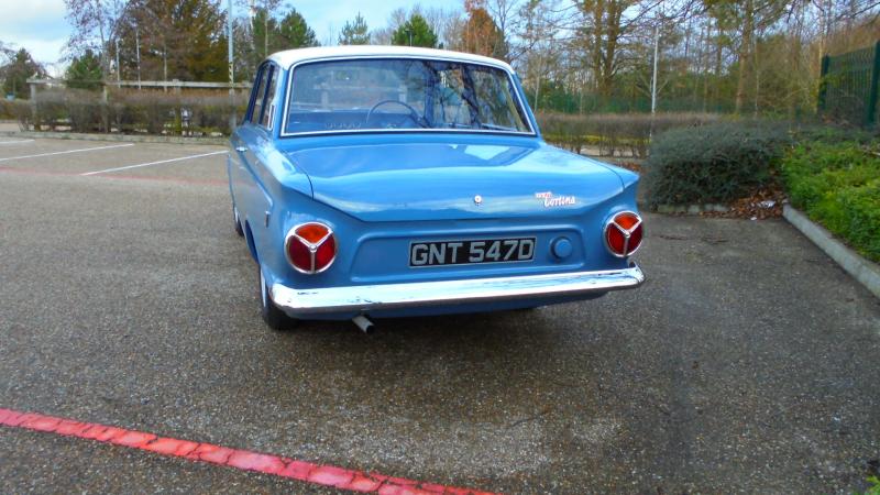 FORD CORTINA