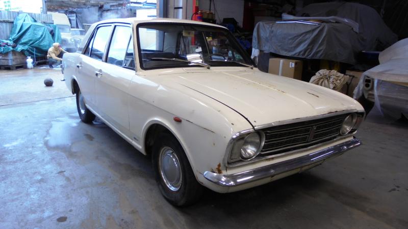 FORD CORTINA