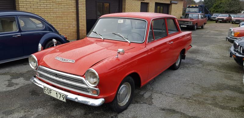 FORD CORTINA