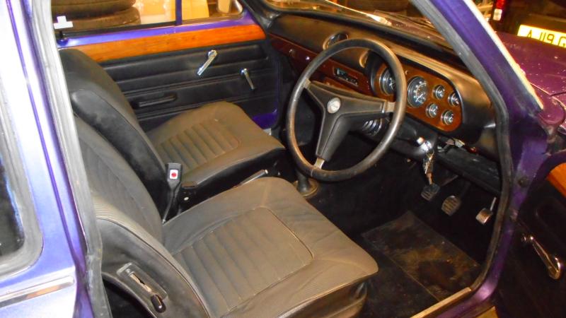 FORD ESCORT 1300E